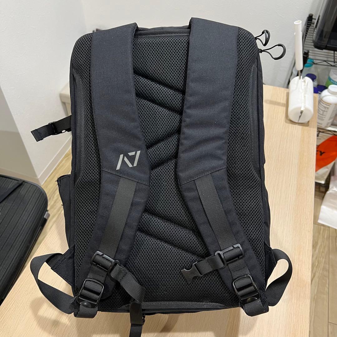 A7 U BAG(BLACK) - メルカリ