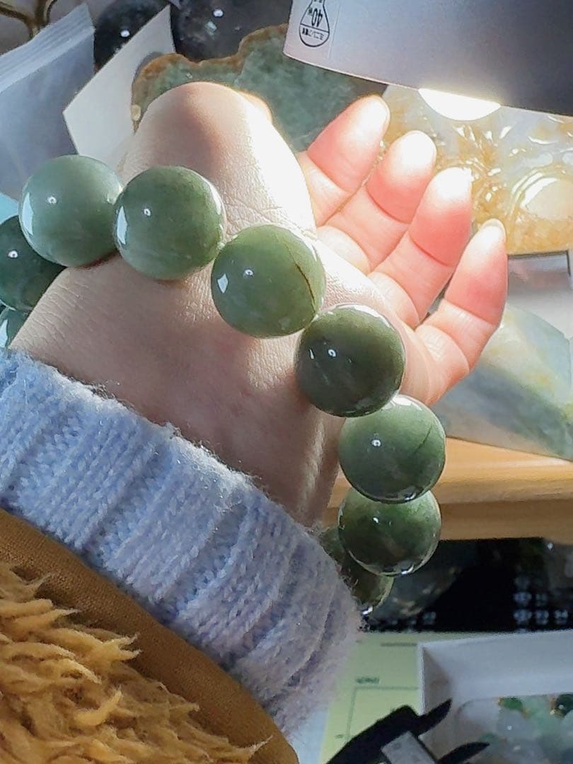 CS-0371天然本翡翠《本物保証》油青緑　天然翡翠 ブレスレット18cm