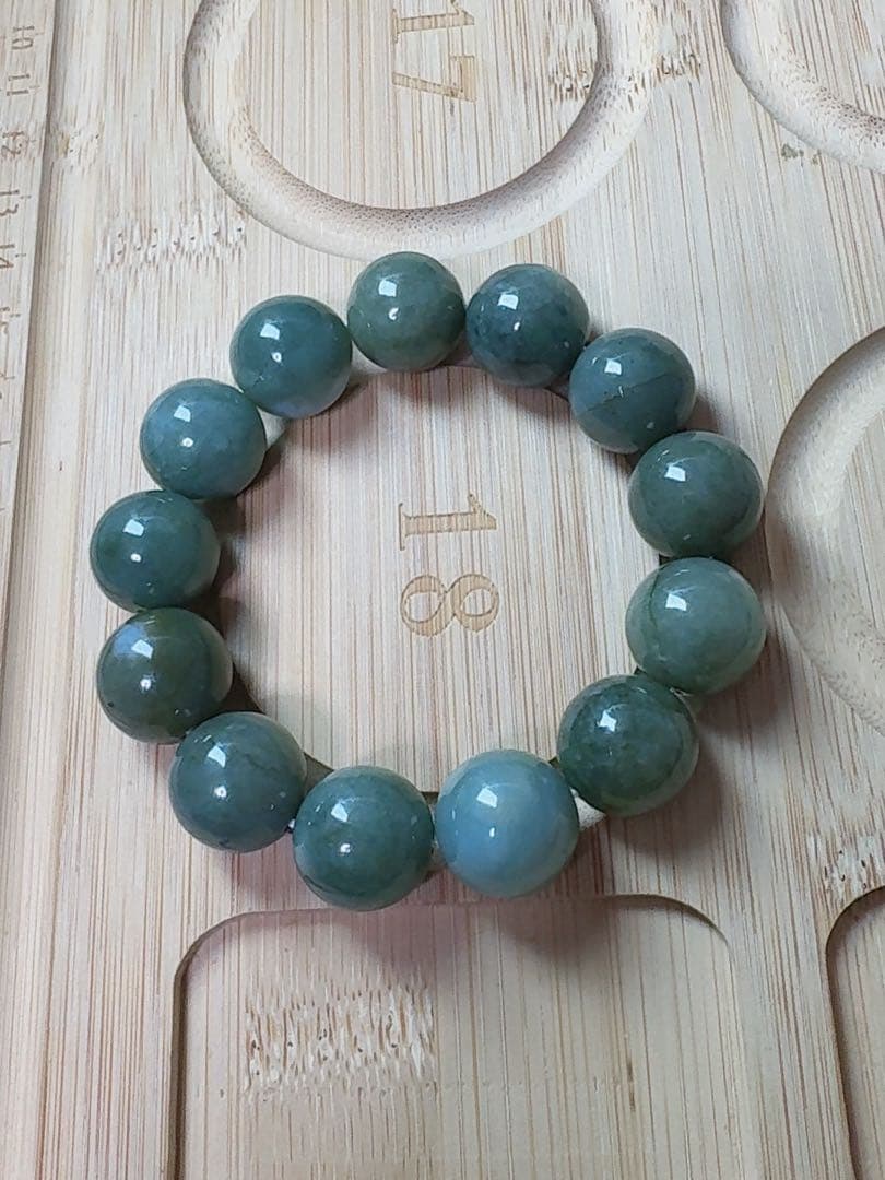 CS-0371天然本翡翠《本物保証》油青緑　天然翡翠 ブレスレット18cm