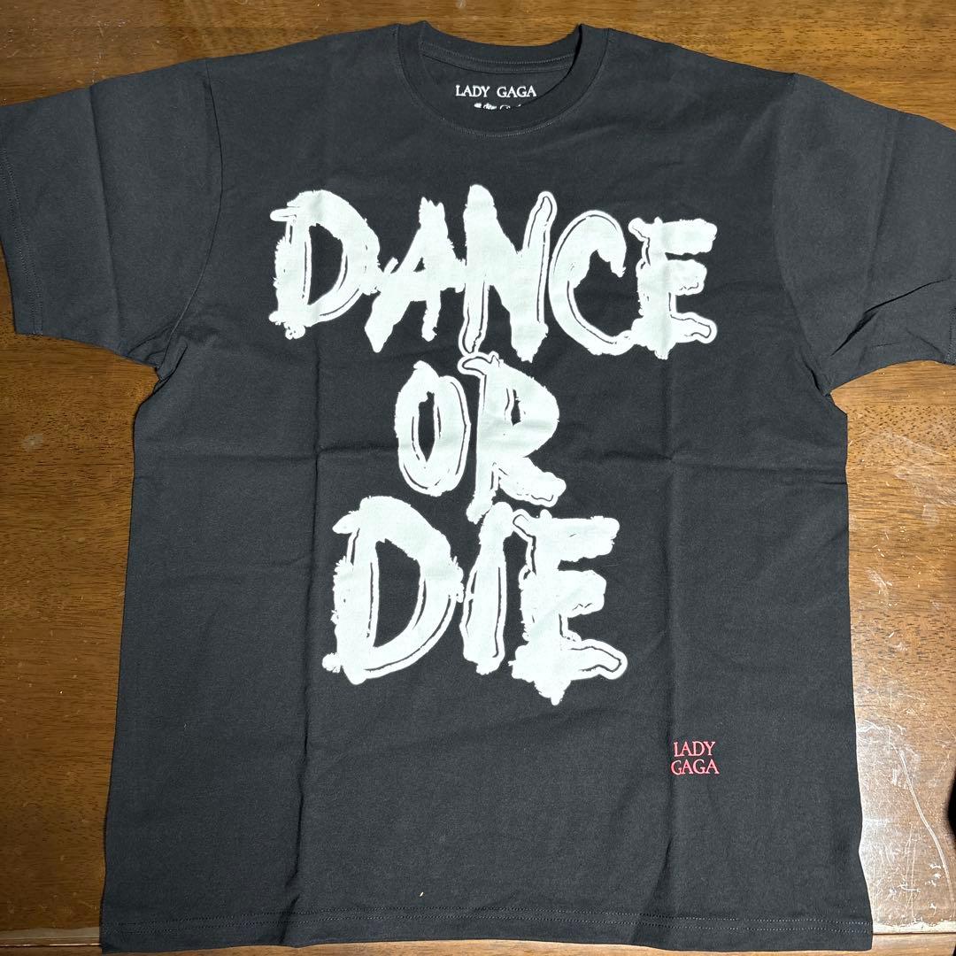 レディ・ガガ ENGLISH DATE BACK SS TEE