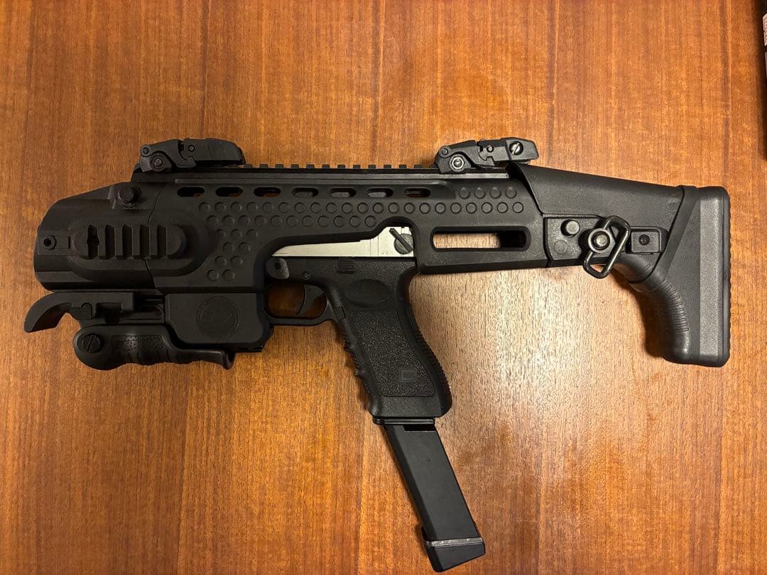 東京マルイ　電動グロック18Ｃ　カービンキット 東京マルイ 電動ハンドガン グロック18c カービンキットカスタム