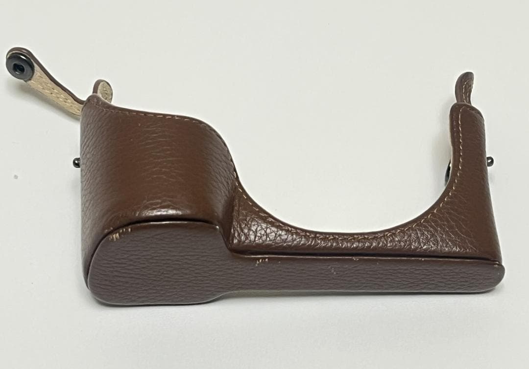 SONY α 6000 ボディ 純正バッテリー・チェンジャー ケース付 - メルカリ