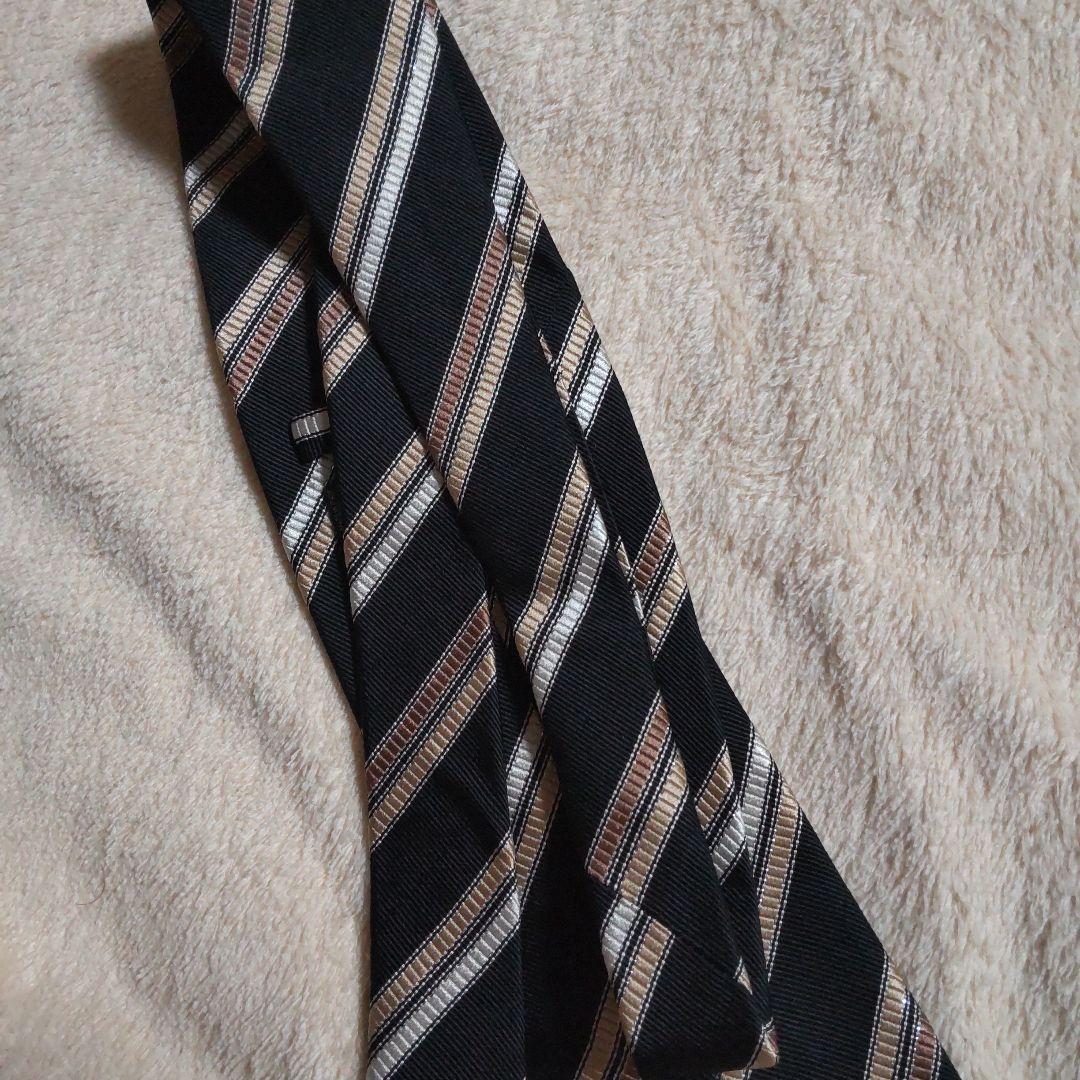 舘ひろし貴重なるようになるさネクタイ