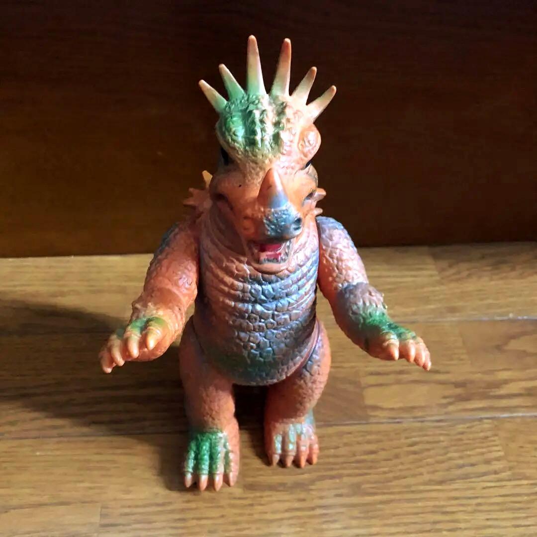 Anguirus, the monster \"kaiju\" アンギラス　ソフビ
