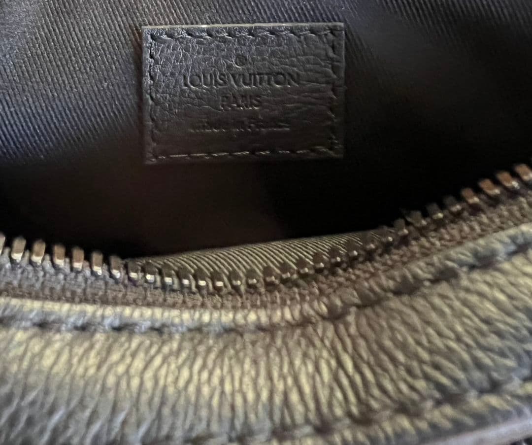 松坂屋本店購入LOUIS VUITTON トリオメッセンジャー