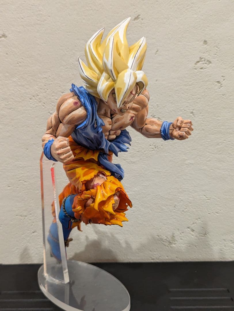 ジャンプ50周年 超サイヤ人孫悟空 リペイント - メルカリ