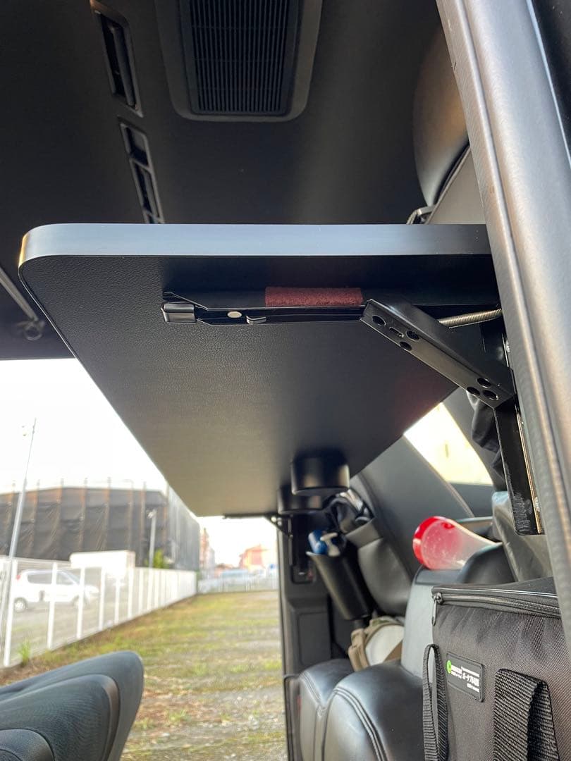 ハイエース 折り畳み セカンドテーブル 金具のみ - メルカリ