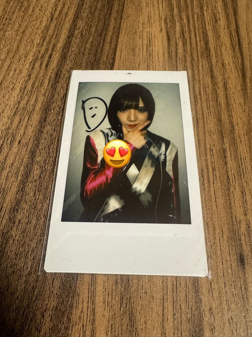 BiSH アユニ・D サイン入りチェキ - メルカリ