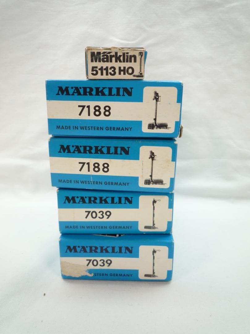 Märklin HOゲージ 信号機セット 5113 7188 7039 7040 - メルカリ