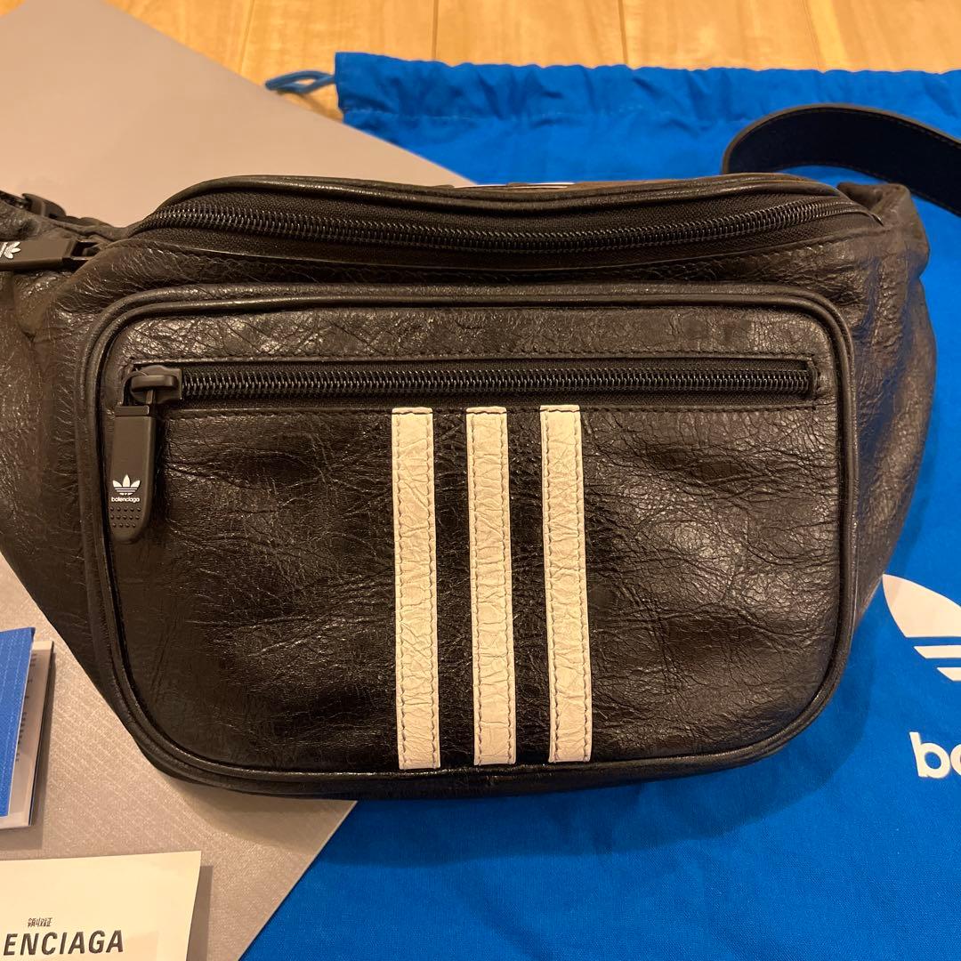 BALENCIAGA✖️adidas ボディバッグ - メルカリ