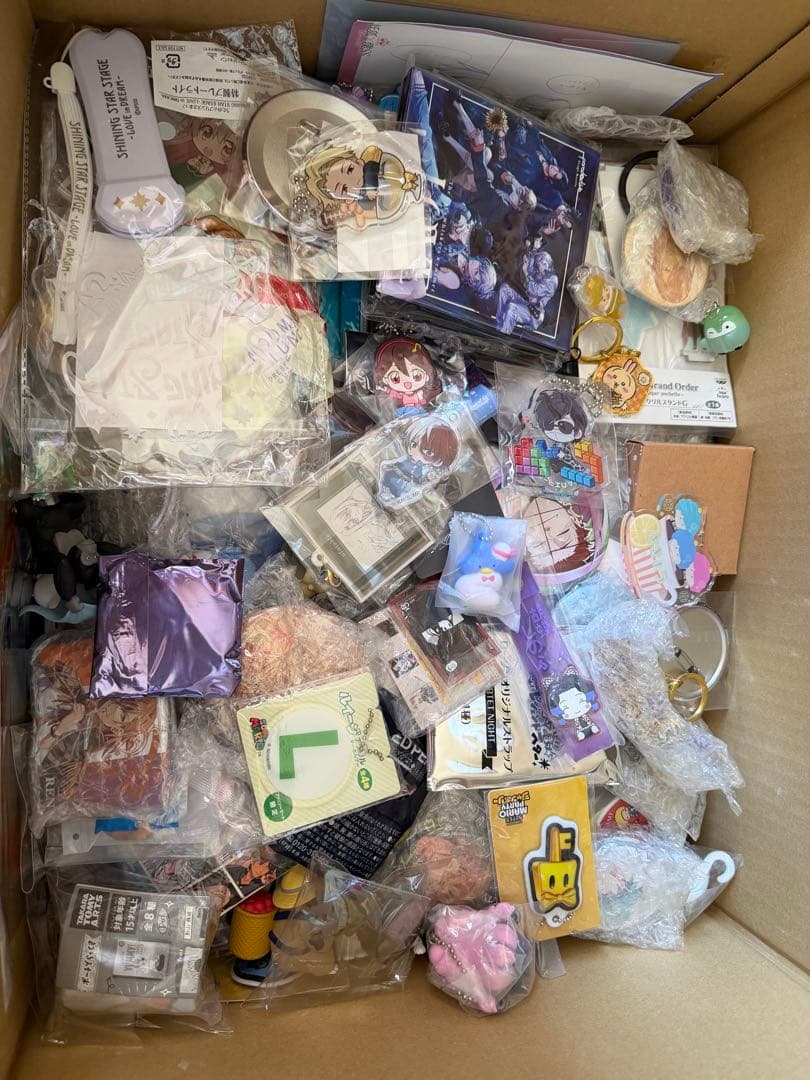 ②大量　アニメグッズ　まとめ売りセット　500点以上