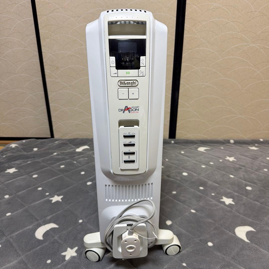 動作確認済】DeLonghi ドラゴンオイルヒーター TDD0915W - メルカリ