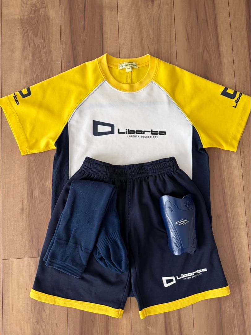 リベルタ 130ユニフォーム、ジャージ、レガースセット - メルカリ