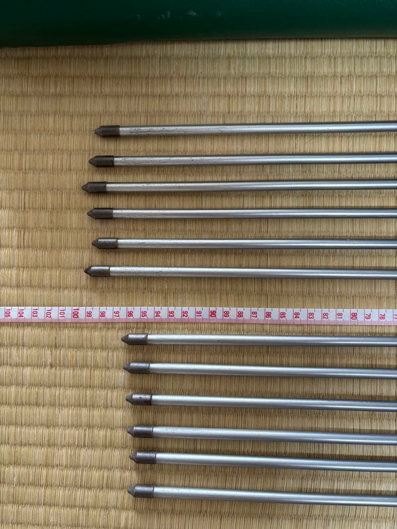 弓道 矢 12本 矢筒付き