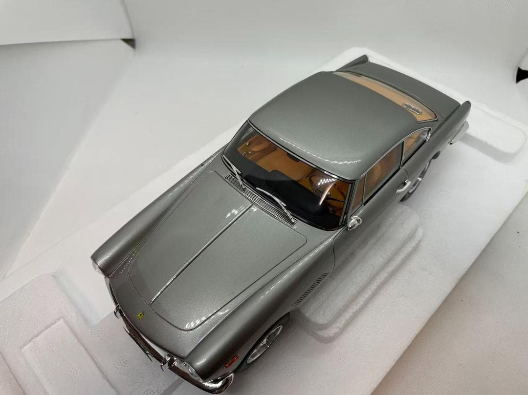 601-101 Matrix 1/18 フェラーリ 250GT-E Coupe