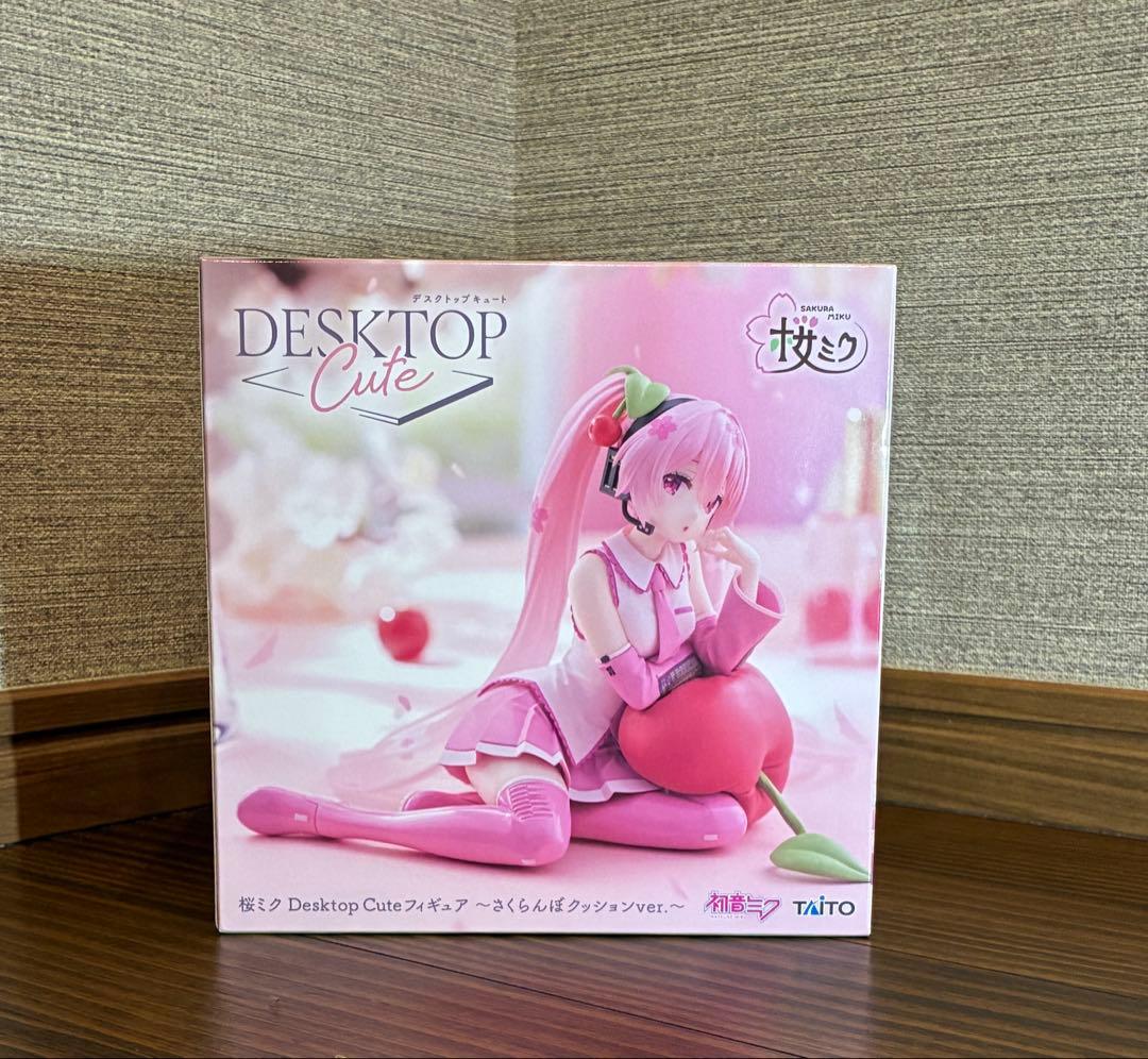 桜ミクDesktop Cuteフィギュア さくらんぼクッションver. 未開封