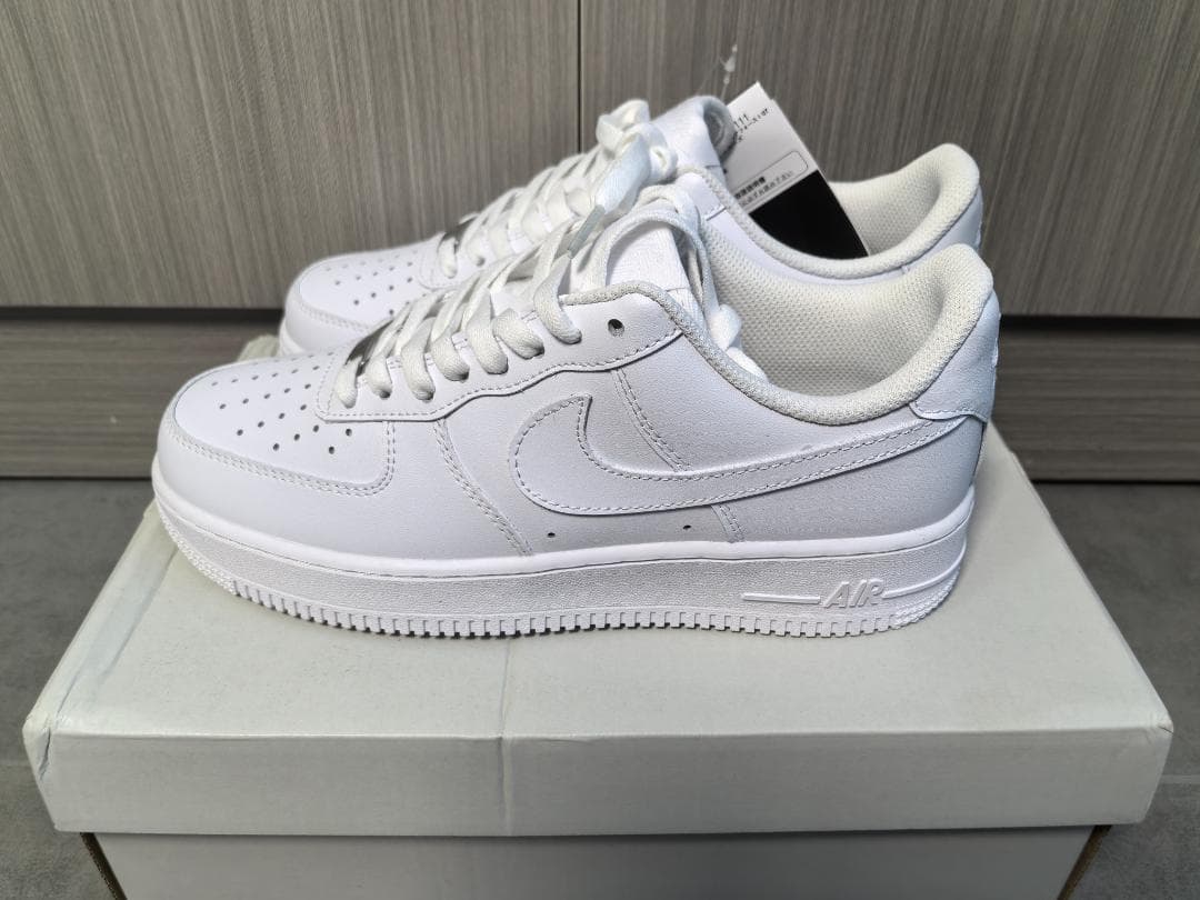 靴 NIKE Air Force 1 '07 26.5CM