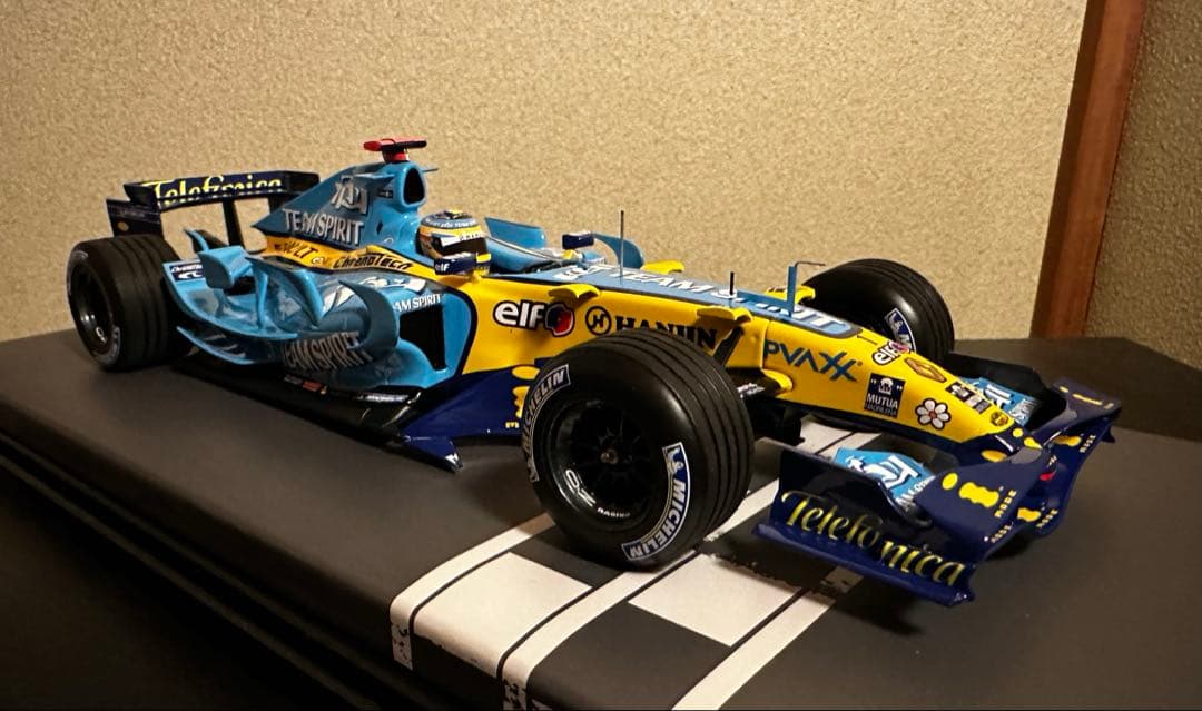 1/18 ルノー R26 2位 ブラジルGP F1 2006 F.アロンソ