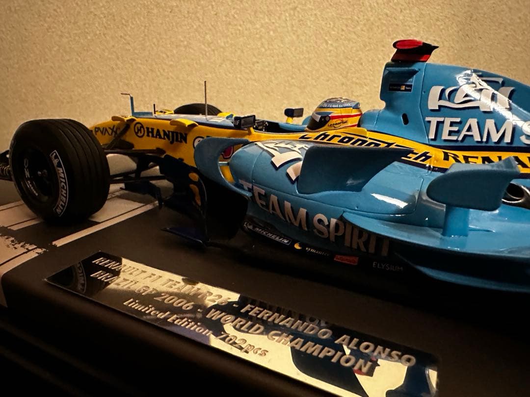 1/18 ルノー R26 2位 ブラジルGP F1 2006 F.アロンソ