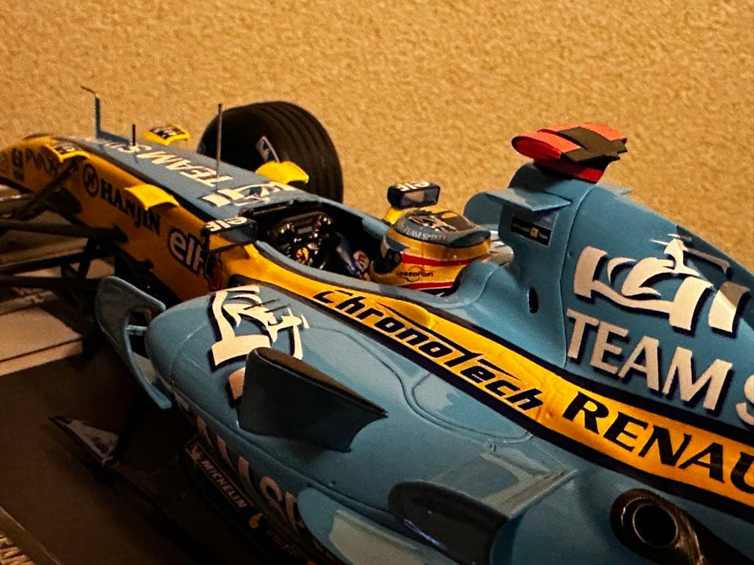 1/18 ルノー R26 2位 ブラジルGP F1 2006 F.アロンソ