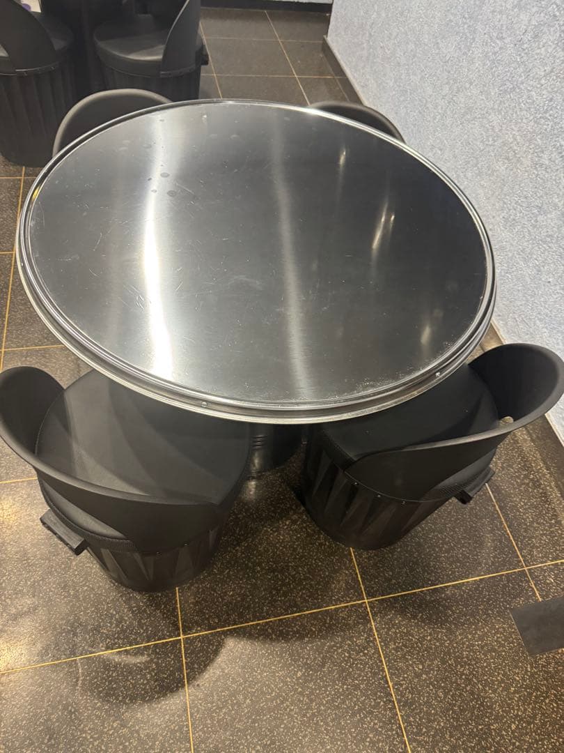 8miniさん専用 韓国ドラム缶テーブルセット - メルカリ