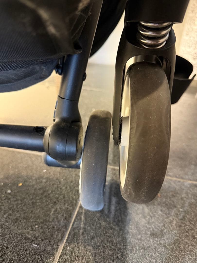 【美品】イージーS ツイスト2 《背面.対面》生後1M〜OKベビーカー