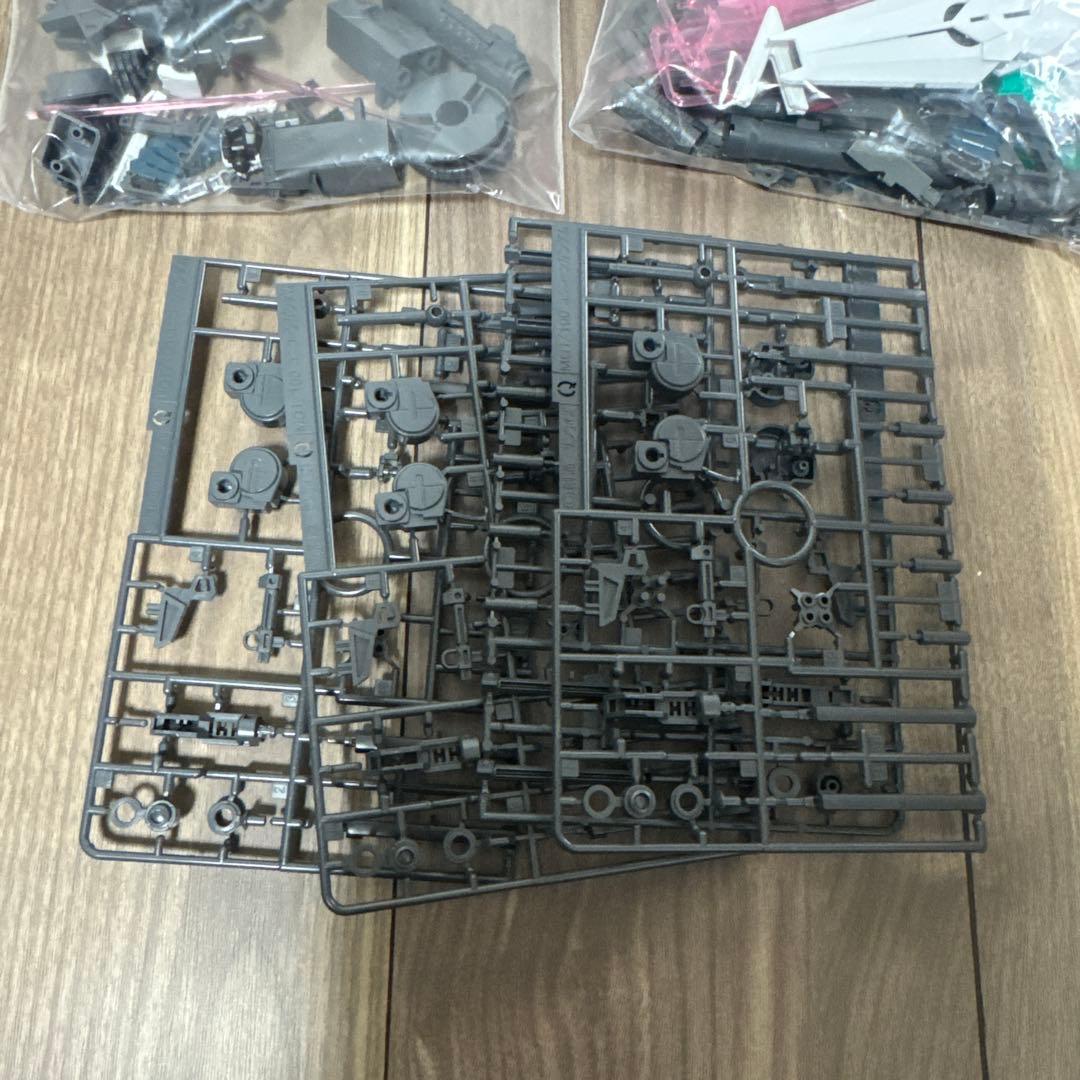 MGEXユニコーンガンダム＆MG Ver.Kaフルアーマーユニコーン完成品セット