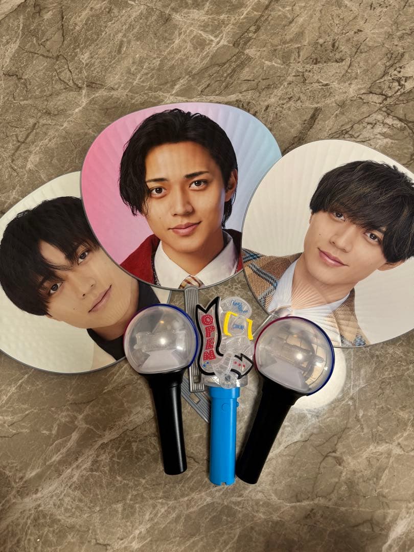 永瀬廉うちわ3点セットとペンライト - メルカリ