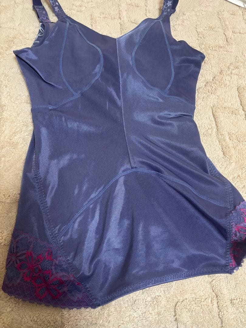 マルコ補正下着アヴァンセサクラ ボディシェイパーA80LL - メルカリ