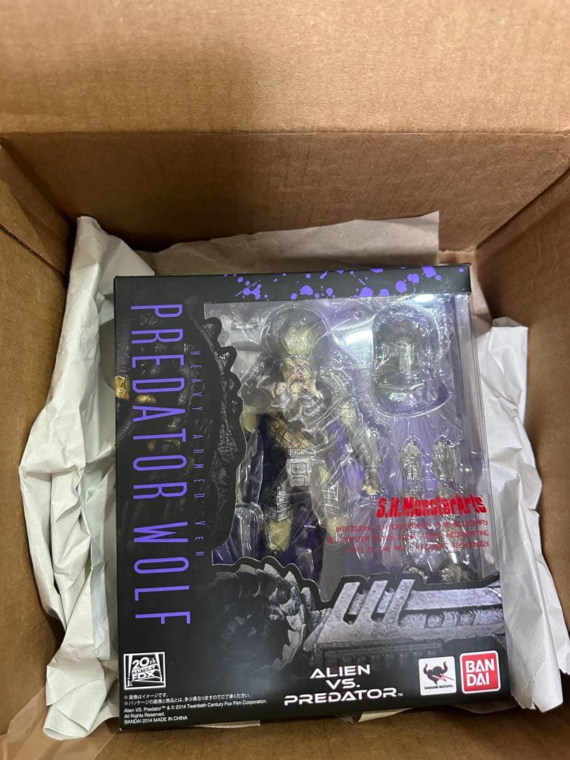 s.h.monsterarts プレデター　avp