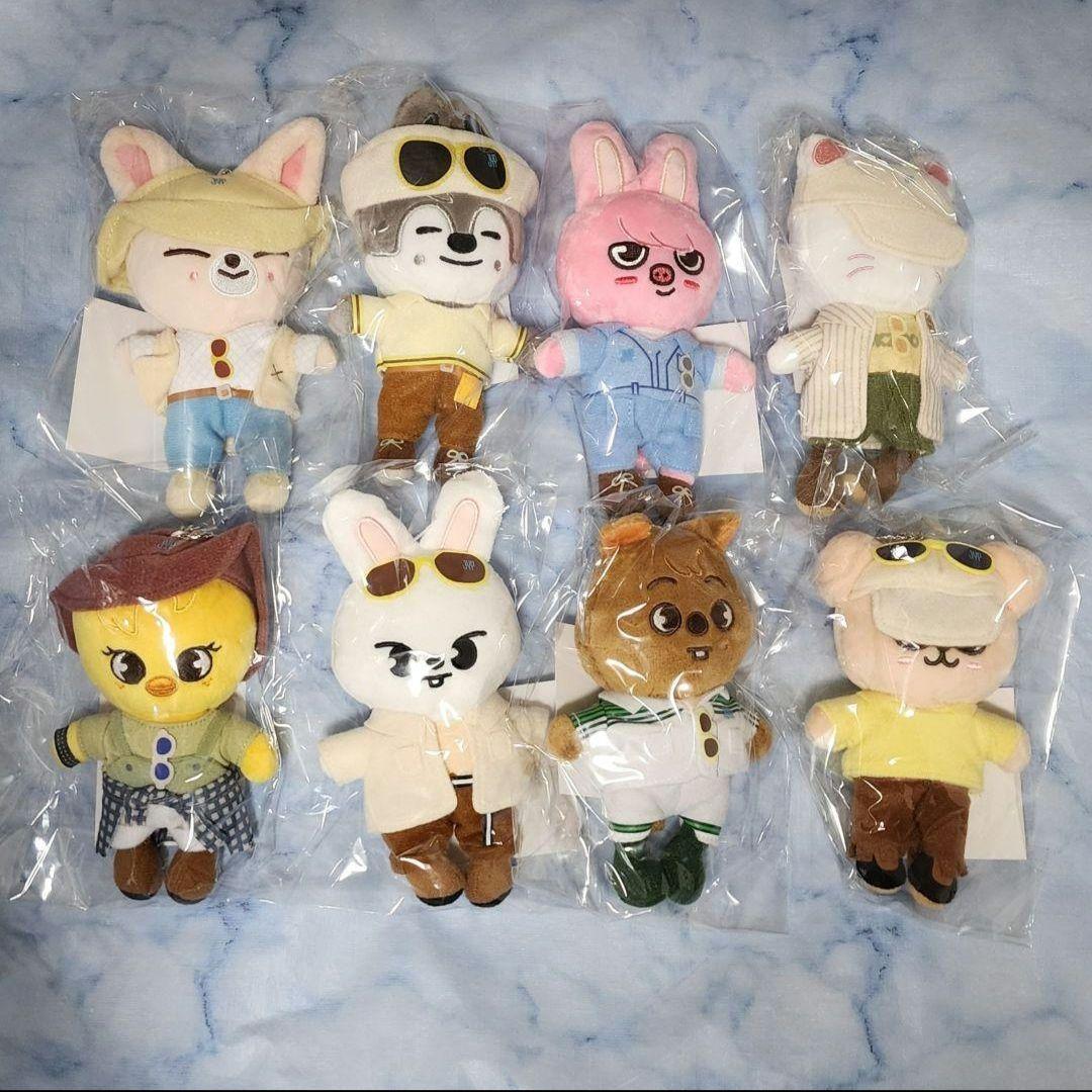 stray kids バックチャーム 8個セット Stray Kids スキズ ミニバッグチャーム 8個セット スキズー skzoo