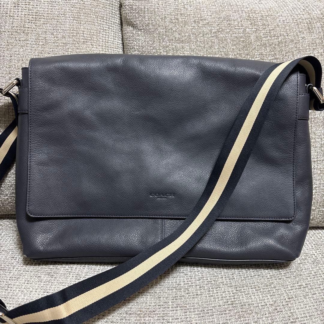 COACH ネイビー 紺 レザー メッセンジャーバッグ ショルダーバッグ COACH（コーチ） ショルダーバッグ メッセンジャーバッグ メンズ