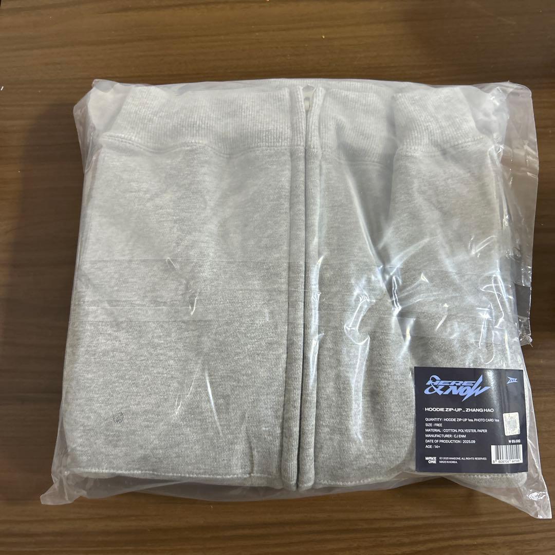 ZEROBASEONE HERE&NOW パーカー ジャンハオ