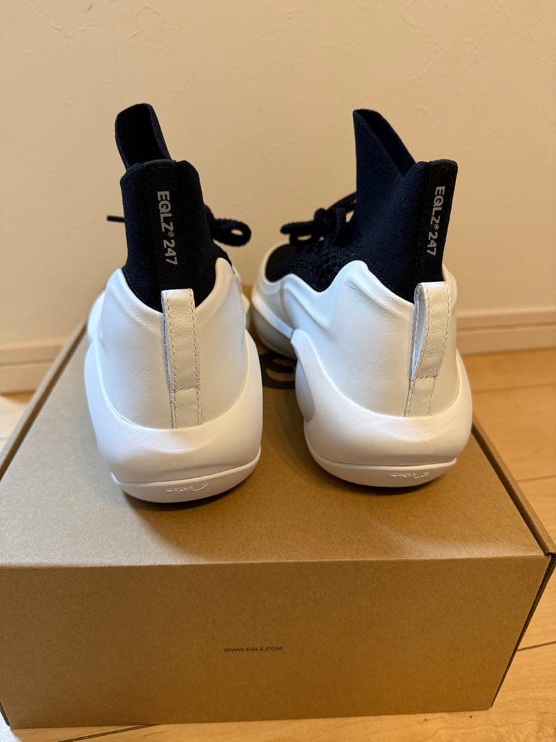 中古 EQLZ 247 28.0cm