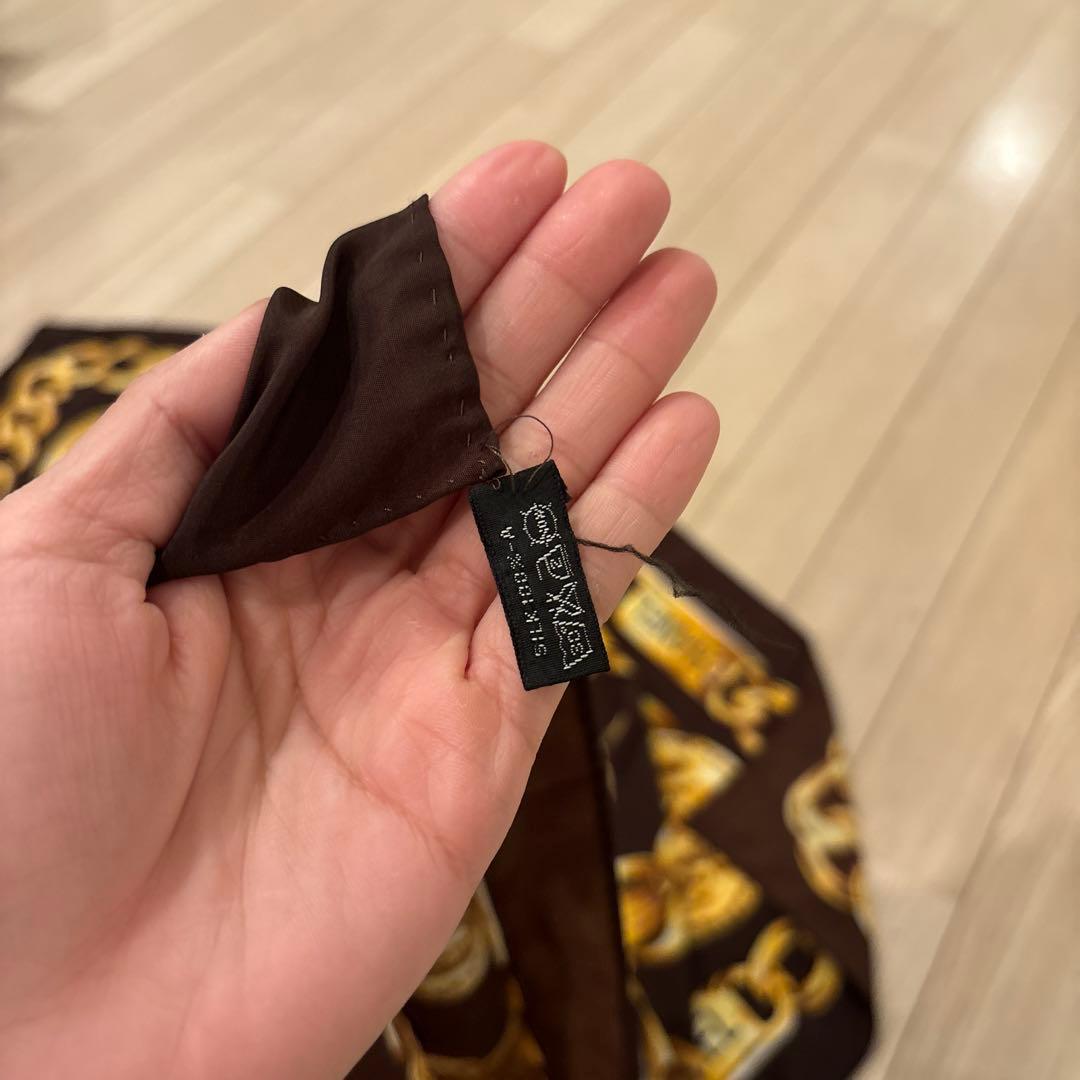 CHANEL ゴールドチェーン スカーフ