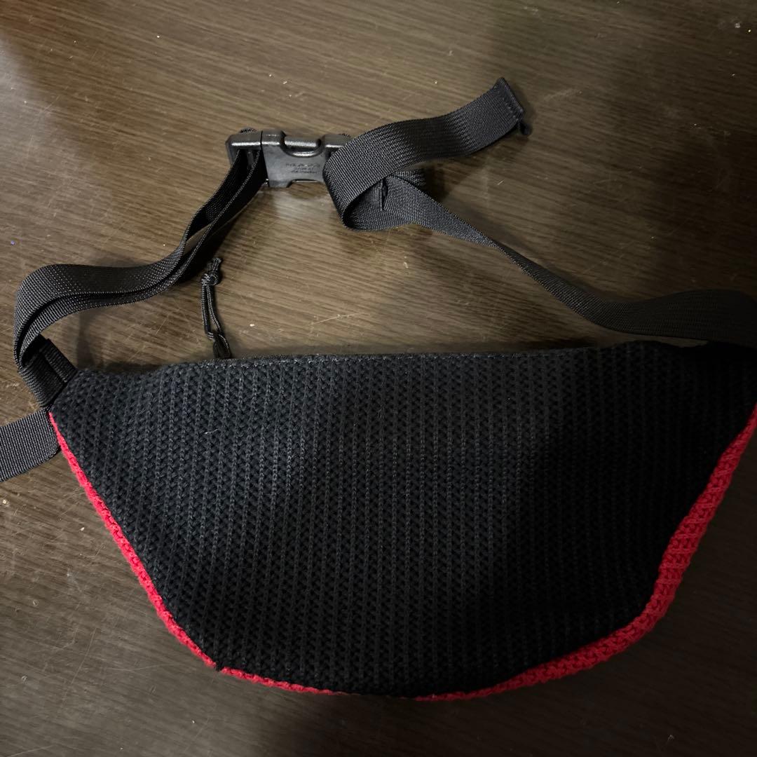 Supreme メッシュウエストポーチ レッド/グリーン/イエロー - メルカリ