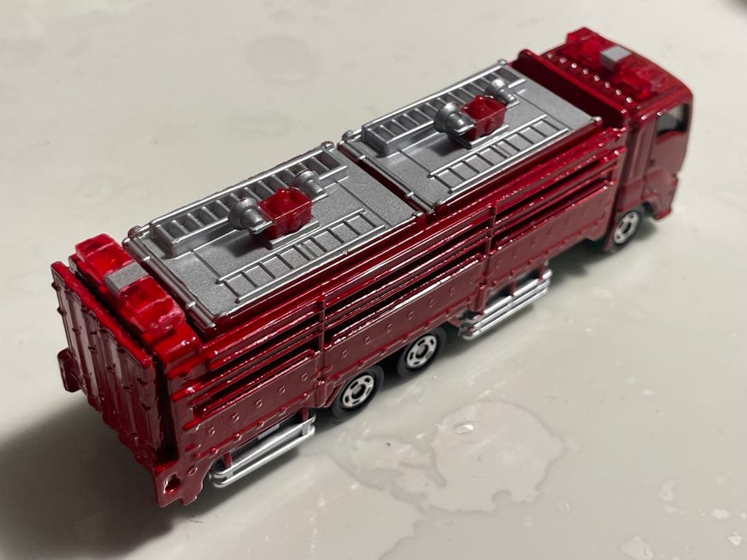 改造消防トミカ　大型高度特殊救助車