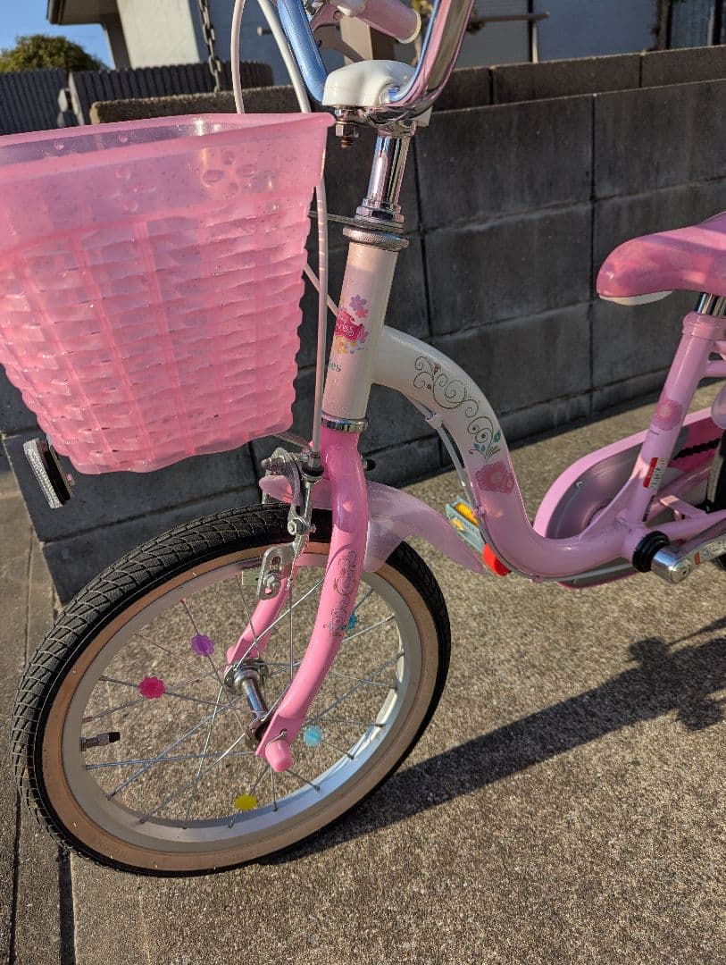 16インチ ピンク自転車 キャラクター柄 バスケット付き - メルカリ