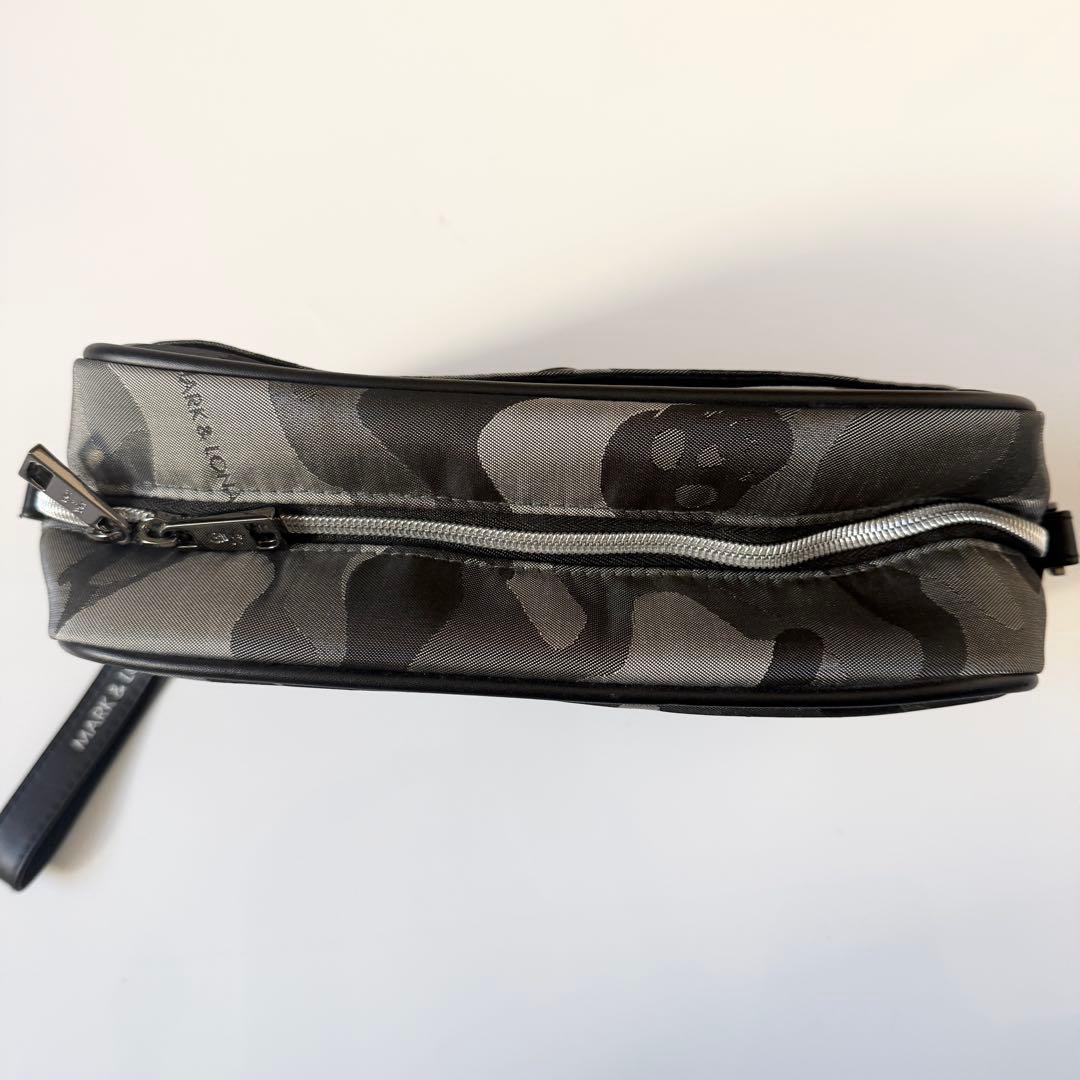 マークアンドロナ カートバッグ カモフラ スカル ナイロン ブラック