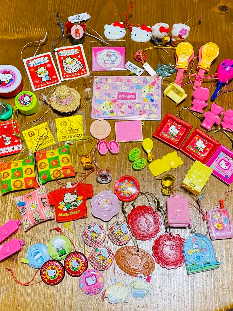 サンリオ おまけ 昭和レトロ〜 - メルカリ