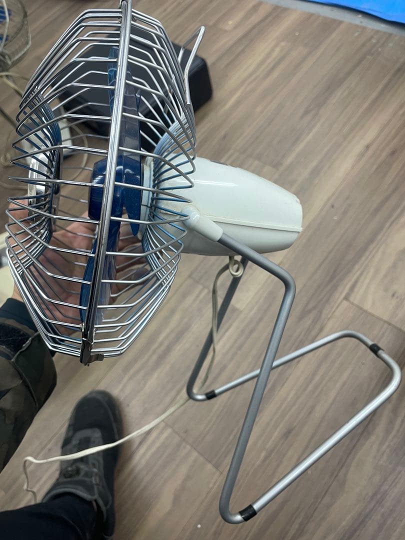卓上扇風機 F-20A1 スタンド式 青い羽根 ナショナル - メルカリ