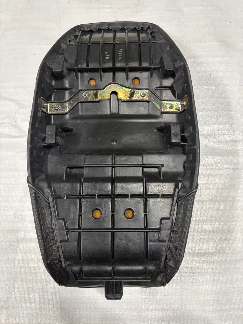 バイク カワサキ zrx400 純正シート - メルカリ