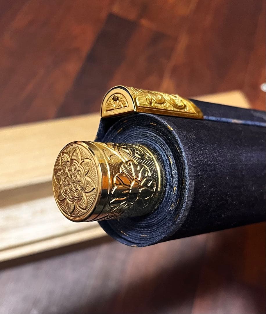 掛軸 般若波羅蜜多心経 共箱 肉筆 紺紙金泥 - メルカリ