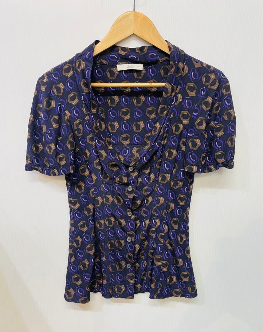 PRADA 幾何学模様 ブラウス シルク素材 プラダ シャツ 中古・古着通販】PRADA (プラダ) 24AW FIORAL PRINT SILK SHIRT