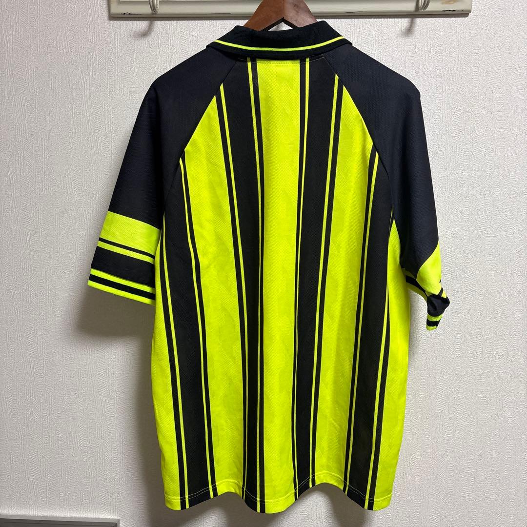 ナイキ ビンテージ サッカーユニフォーム 90sドルトムント カラー