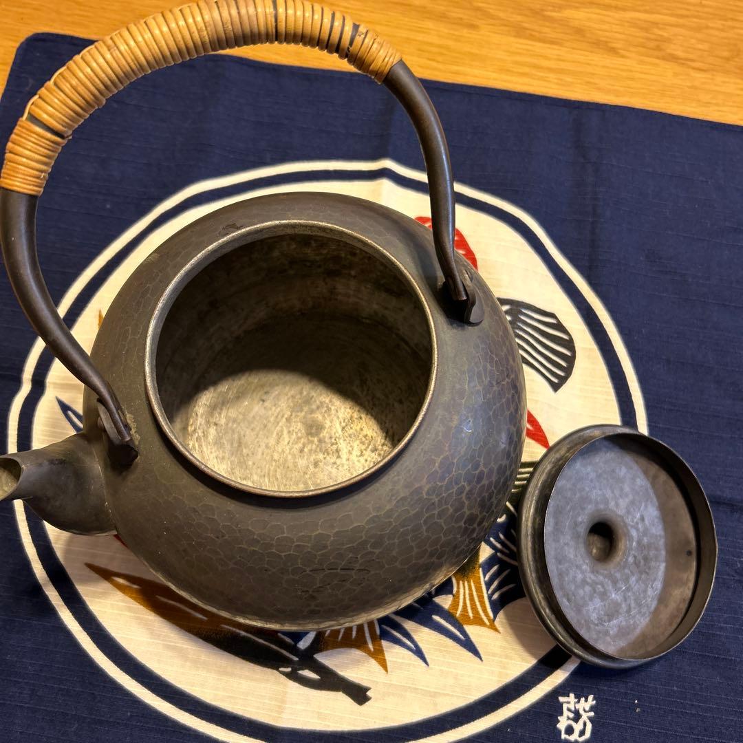 銅製急須 ラタン取っ手 鎚起銅器 燕三条 - 工芸品工場 直営 店