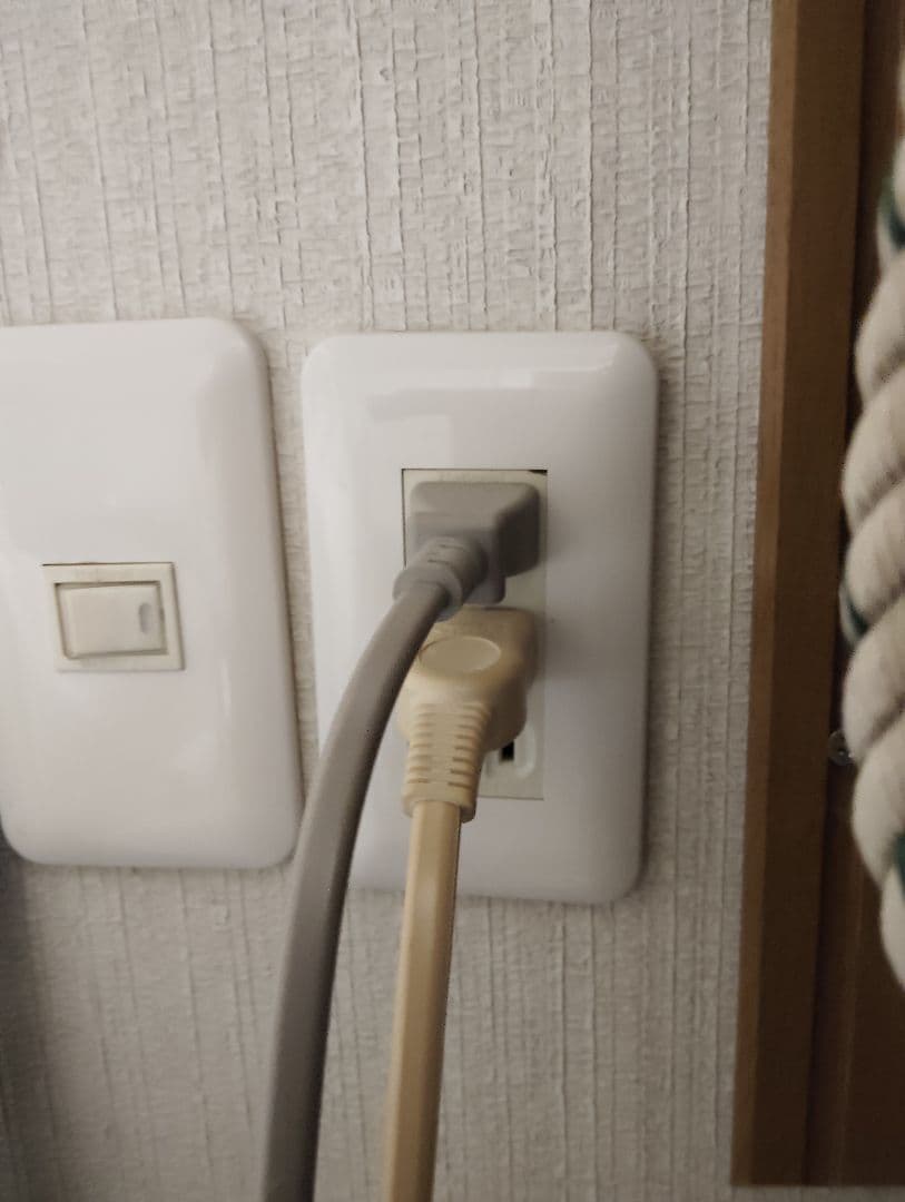 パチンコパワフル　液晶不良　引き取り、送付可別着払いのみ　梱包1000円くらい