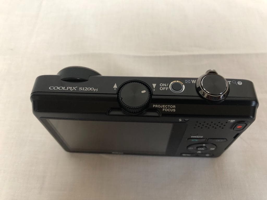 Nikon COOLPIX S1200pj プロジェクター内蔵 箱付完品 - メルカリ