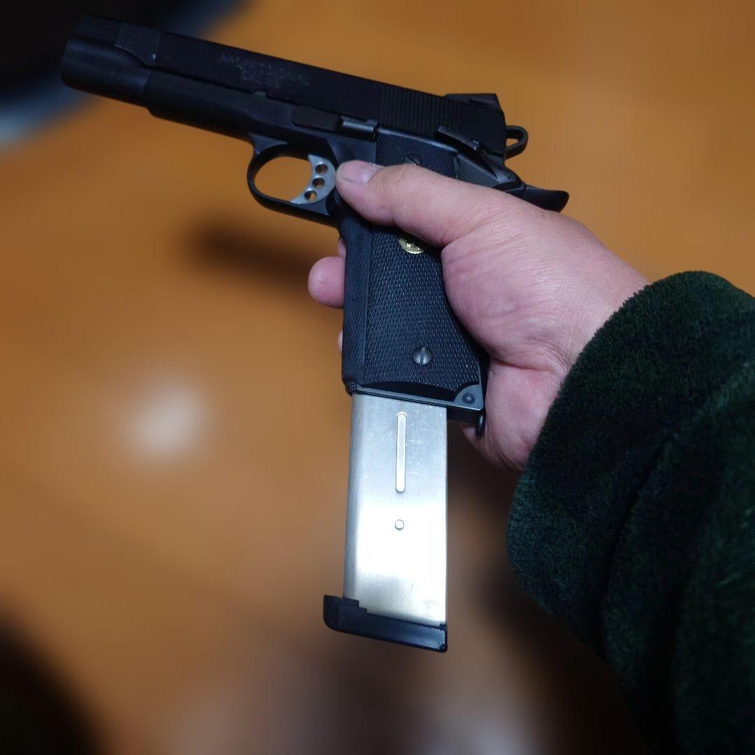 東京マルイガスガン　MEUピストル