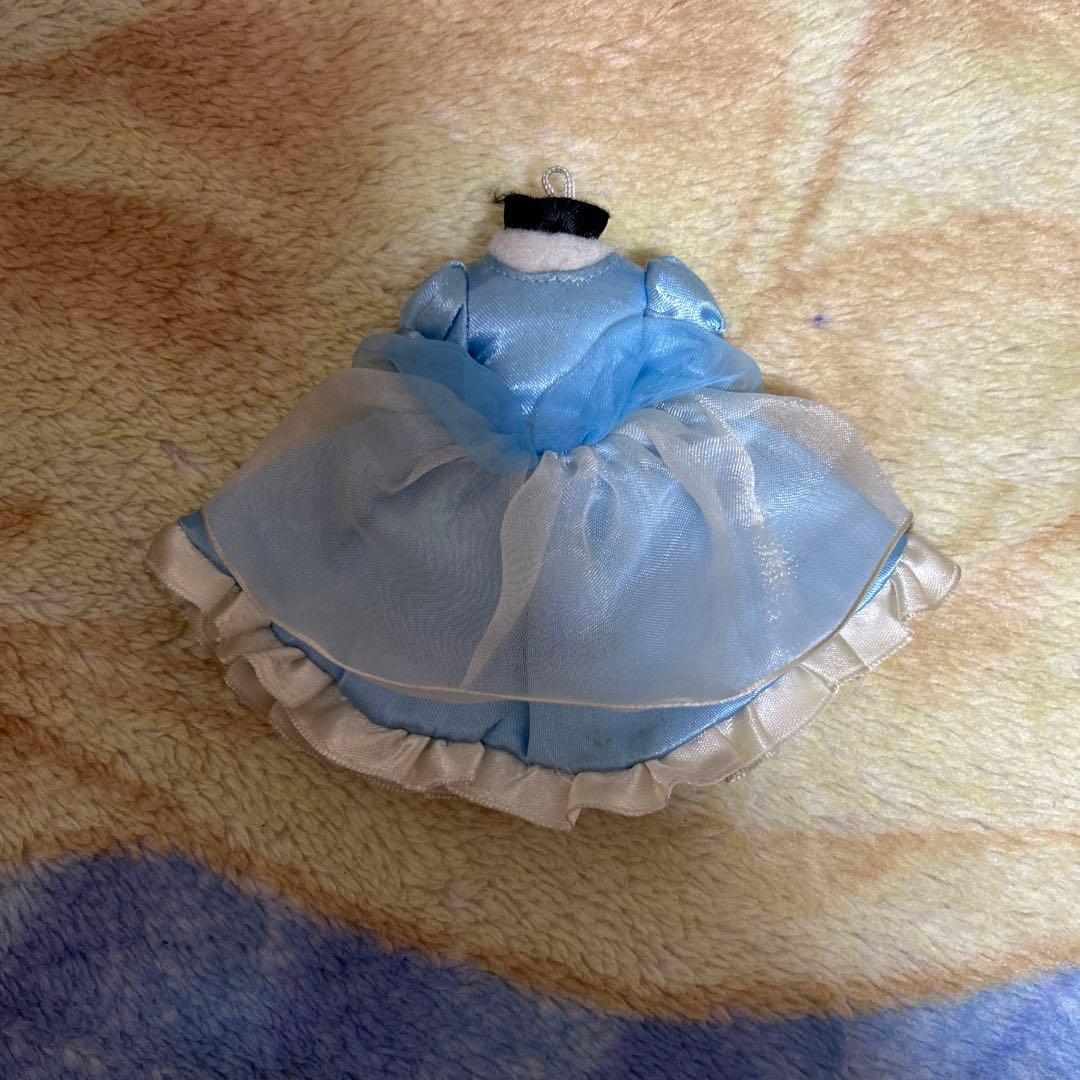 ディズニー ドレス型ストラップ 水色 - メルカリ